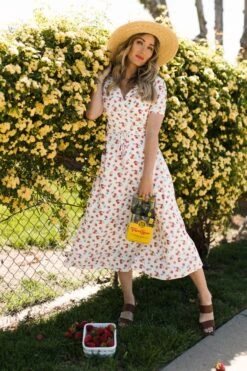 Lucy Dress In Strawberry Fields -CINZ Clothing Shop LucyStrawberryFeilds StGeorge SS23 17 851216