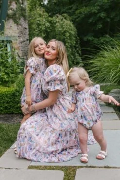 Mini Cordelia Floral Dress -CINZ Clothing Shop WEBAdultCordelia 10 180302 9a62bac2 a2f0 4860 b504 7d064bdbf488 712653