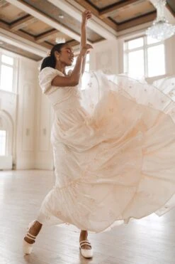 Isabella Dress -CINZ Clothing Shop isabella 2 951b8e5a 66ff 4578 a8d9 1c8b09a1eb82 981424